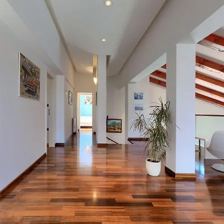 Holiday home Lana By Interhome